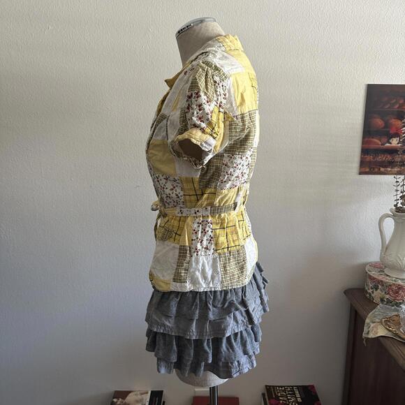 Yellow patchwork cap sleeve button blouse - Picture 4 of 8